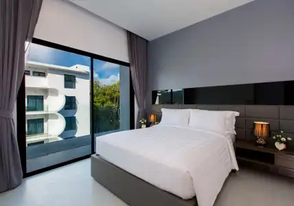 Utopia Naiharn - 40