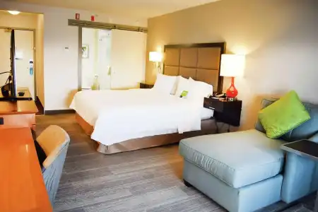 Hampton Inn & Suites By Hilton Calgary- University Northwest - 52