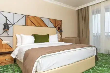 Wyndham Garden - 16