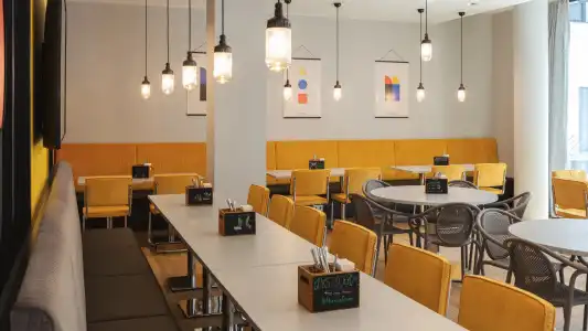 Holiday Inn - the niu, Form Stuttgart Feuerbach by IHG - 7