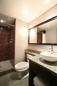 Sandmans & Suites Calgary West - 9