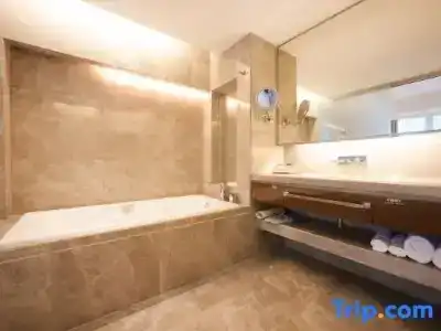 Nanjing RSUN - 147