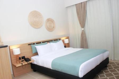 Redcon Suites - 78