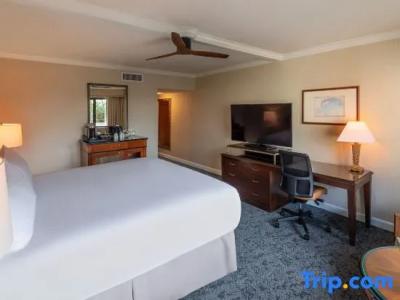 Monterey Plaza and Spa - 36