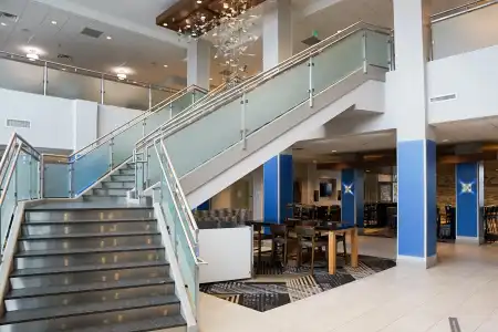 Holiday Inn Express & Suites Denver - Aurora Medical Campus by IHG - 19