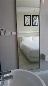 Serenotel Pattaya Beach Front - 3