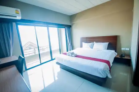 Wsotel and Serviced Apartment - 6