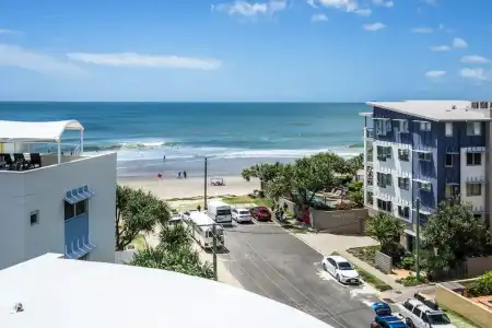 Rolling Surf Resort - 86