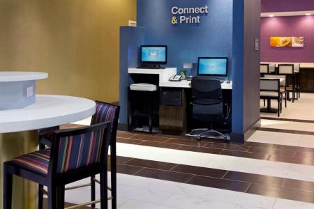 Fairfield Inn & Suites New York Queens/Queensboro Bridge - 17