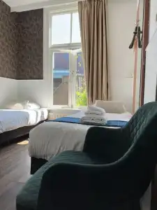 Amsterdam Inn - Digital Access - 35