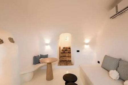 Luna Santorini Suites - 95