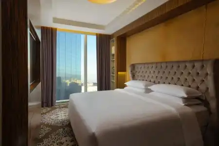 Sheraton - 83
