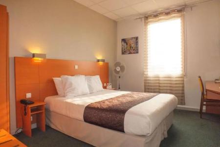 Cecil Metz Gare - 40