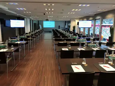 Tulip Inn Dusseldorf Arena - 14