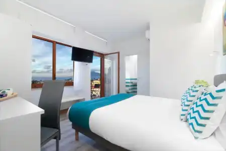 Sirocco Suites - 28