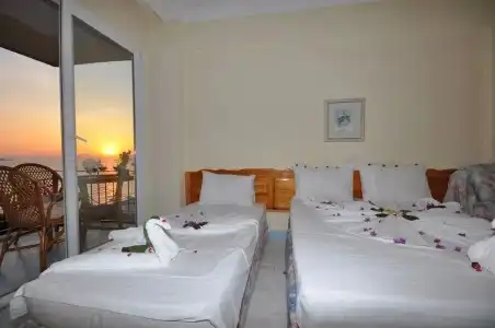 Deniz Otel - 3