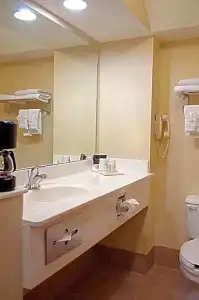 Super 8 by Wyndham Irving/DFW Apt/North - 37