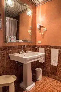 Grand Astoria - 61