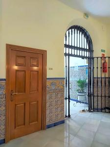 Honest Sevilla - 15