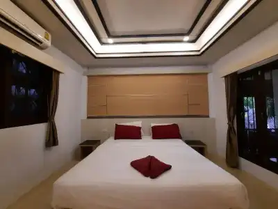 Tok Little Hut - 38