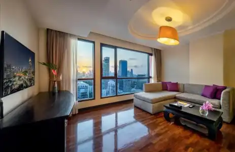 Bandara Silom Suites - 188