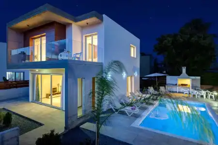 Villa Coralia Gardens 1km From Coral Bay Beach - 21