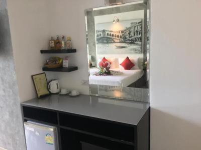 The Front and Apartment - 173