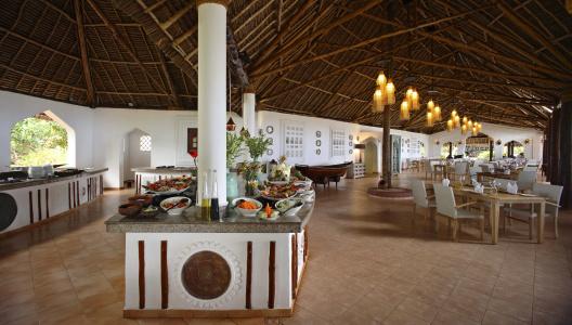 Bluebay Beach Resort & Spa - 29