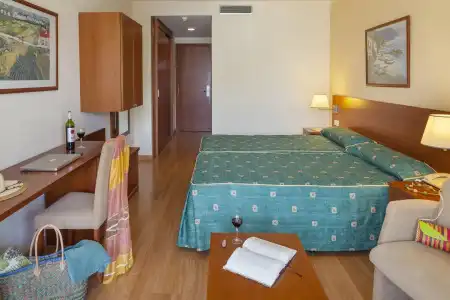 DWO Sirius -Adults Only - 3