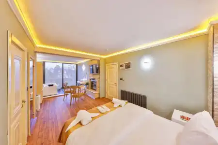 Agva Pieria Luxury +16 - 42