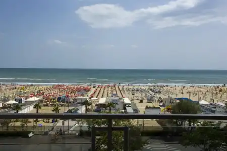 Ferretti Beach - 25