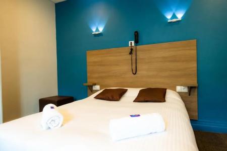 Logis du Chateau - 82