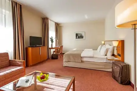 Mercure Düsseldorf City Center - 71
