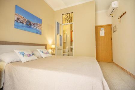 Lantern Guest House - 32
