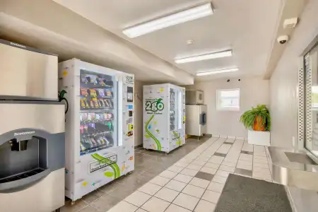 Motel 6 Austin, TX - North - 11