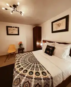 Studio 27 Backpackers - 42