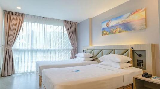 Clarian Beach Patong - 64