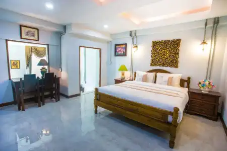 Pingdoi Hualin Boutique - 90