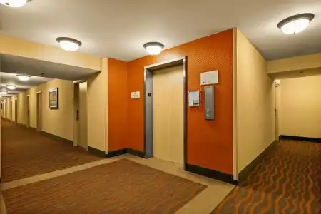 Best Western The Plaza Honolulu Airport - Free Breakfast - 30