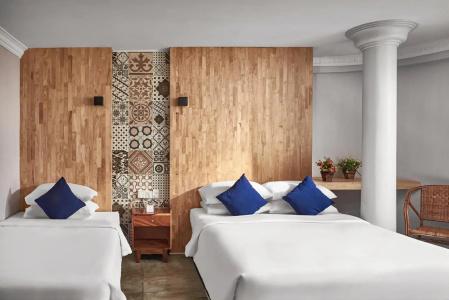 Pacific, Phnom Penh - 24