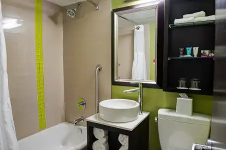 Crowne Plaza Kitchener-Waterloo by IHG - 7