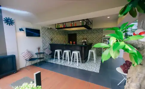 Wealth Boutique - 23