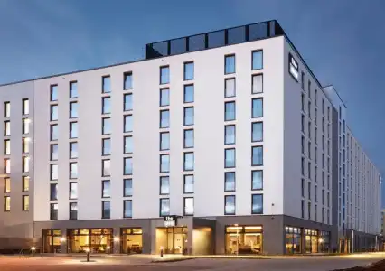 Holiday Inn - the niu, Air Frankfurt Messe by IHG - 4