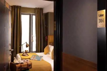 WHISTLER Paris - 84