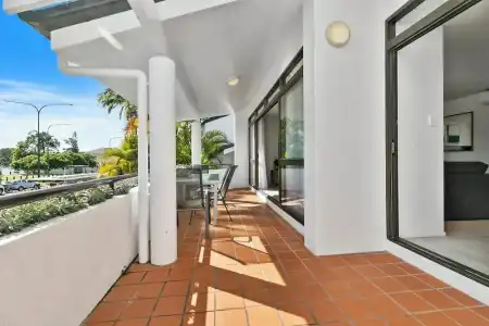 The Noosa Apartments - 281