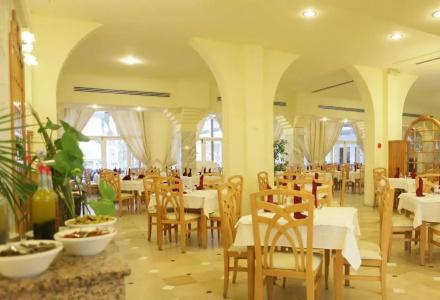 Le Soleil Bella Vista Resort - 21