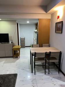 Mall Suites - 297