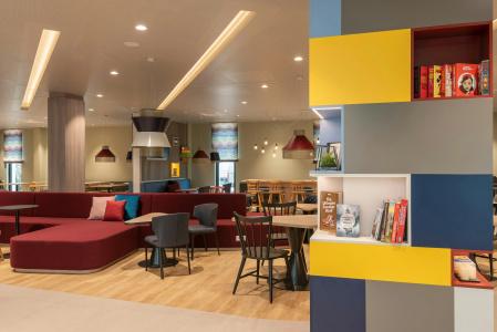 Hampton by Hilton Munich City North - 20