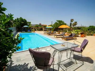 Fotis Studios Apartments - 13