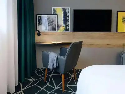 Ibis Styles - 6
